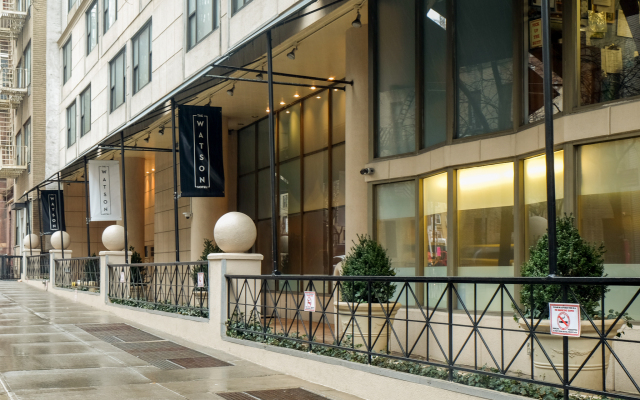 The Watson Hotel вид на фасад