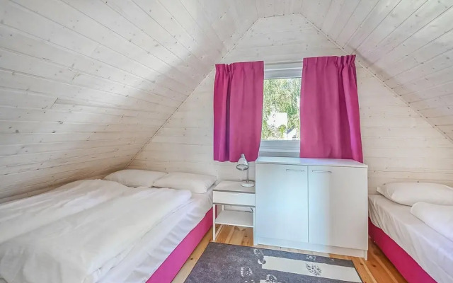 Awesome Home in Sianozety With 2 Bedrooms and Wifi