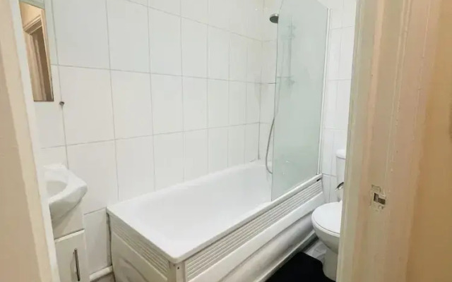 Captivating 2-bed Apartment in London Paddington