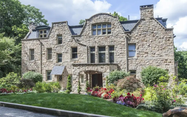 The Mansion at Maple Heights