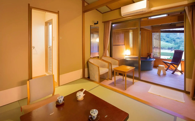 Dogashima Onsen Hotel