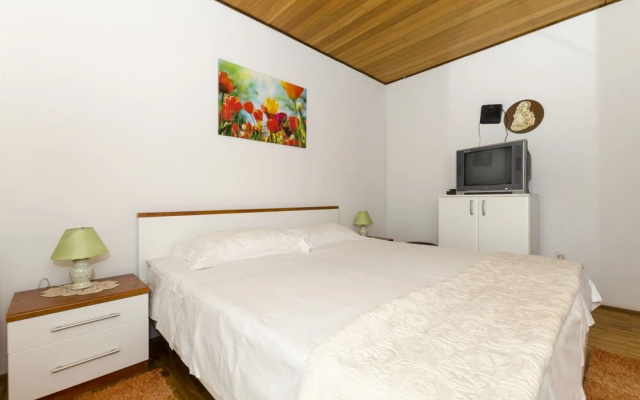Apartments Ljiljana