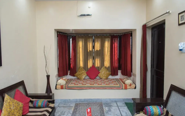 OYO Home 12741 Modern House near Geetanjali Hospital