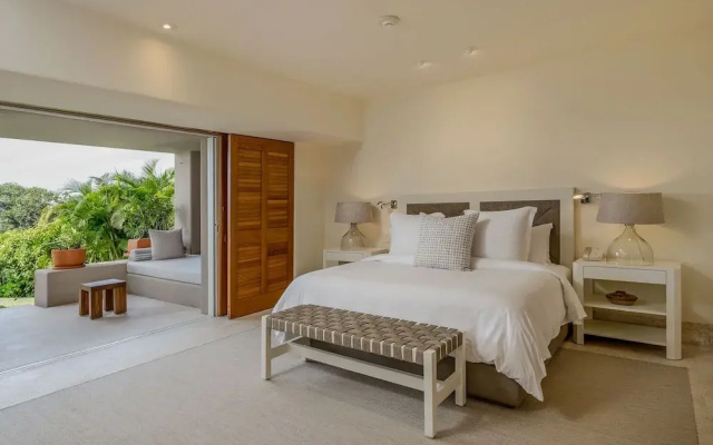 Four Seasons 2038 Teulu Golf Beach Club