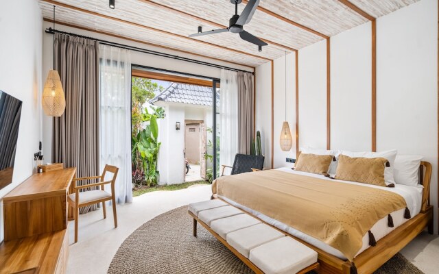 Alicante Villa by Betterplace