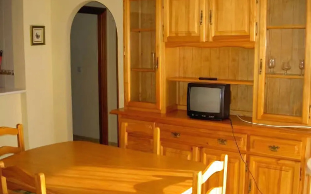 Isla Grosa Apts