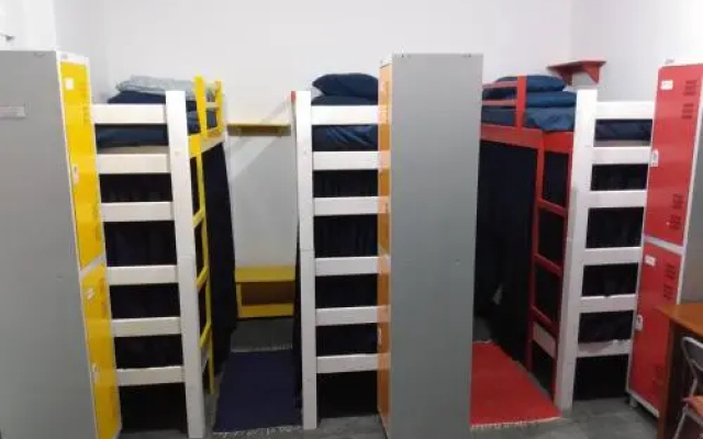 Hostel CWB