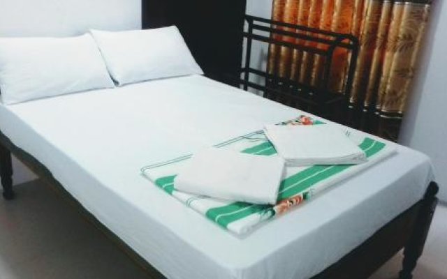 Отель City Guest Inn Шри-Ланка, Тринкомали - отзывы, цены и фото номеров - забронировать отель City Guest Inn онлайн
