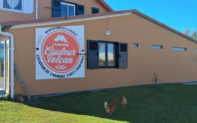 la maison couleur volcan