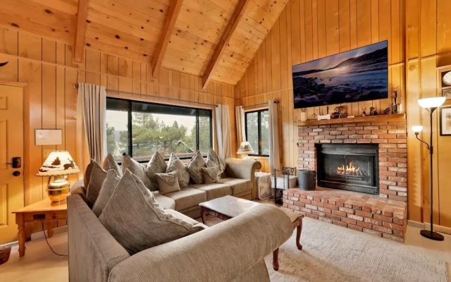 Lakeview Pines Log Cabin #2585