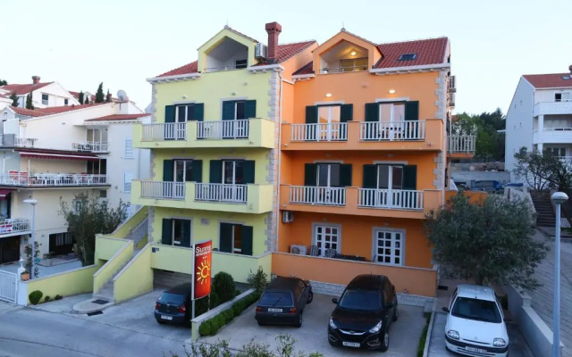 Sunrise Apartments 3