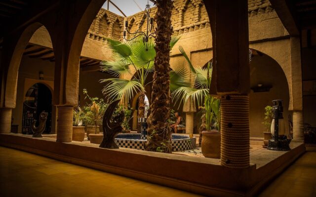 Отель Kasbah Mohayut Марокко, Мерзуга - отзывы, цены и фото номеров - забронировать отель Kasbah Mohayut онлайн вид на фасад
