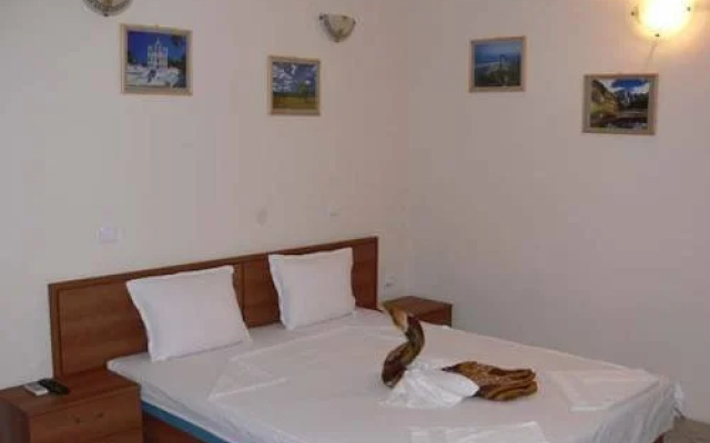 Versai Hotel