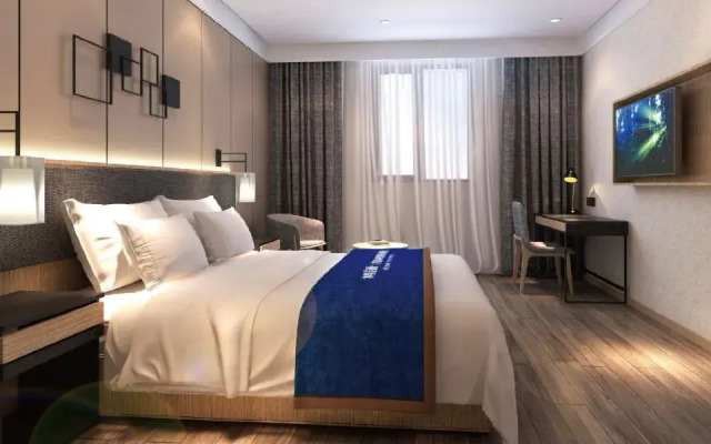 RuJia Huayi Homestay (Xianghe Zhongyi Furniture City)