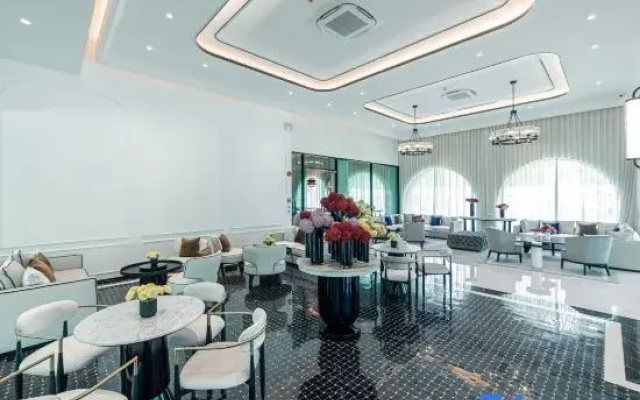 Spacious 1br in Bang Tao, Title legendary