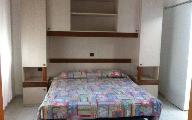 Apparthotel Holiday