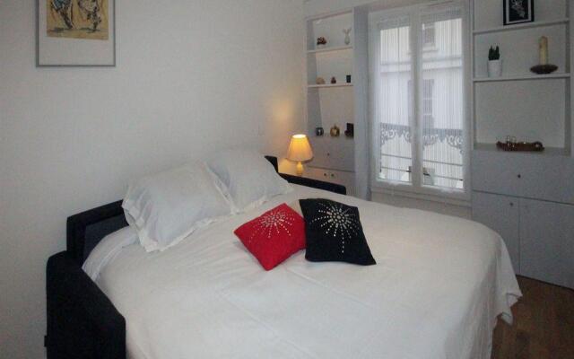 Отель Short Term Apartment St Sabin Франция, Париж - отзывы, цены и фото номеров - забронировать отель Short Term Apartment St Sabin онлайн