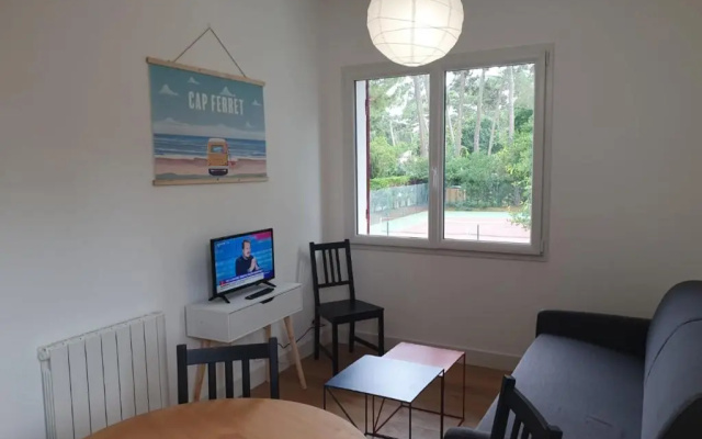 Modern Apartment Near The Sea