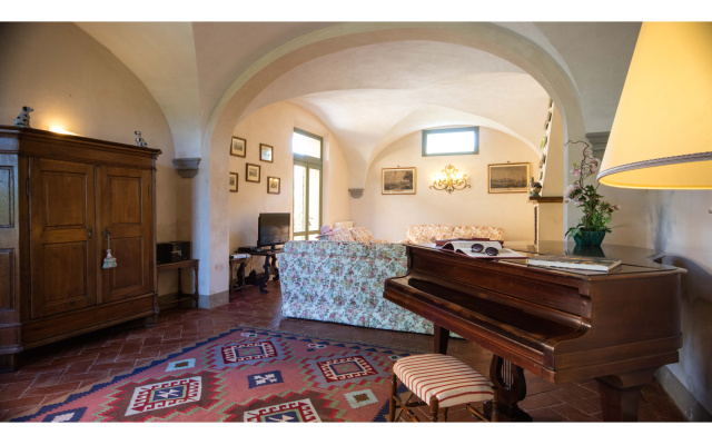 Villa Giunone with pool