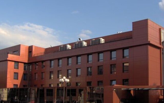 Hotel Presidivm Palace вид на фасад