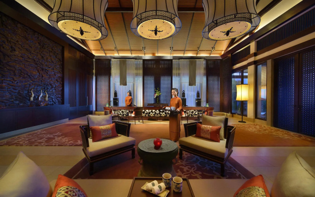 Курорт Banyan Tree Lang Co