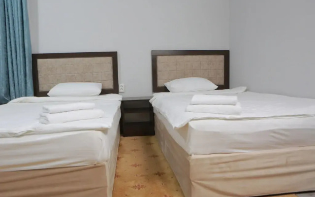 Saroylik Hotel
