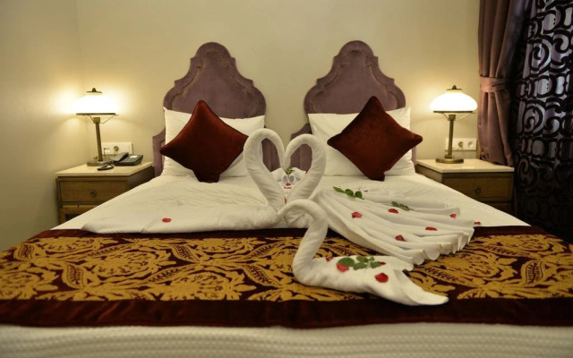 The Shahut Hotel