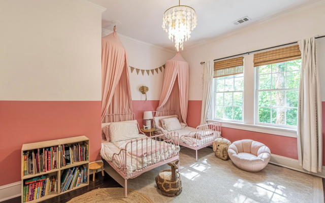 Luxury 5BR Retreat with Private Pool