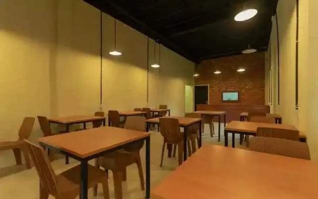 RedDoorz Syariah near Transmart Jambi 2
