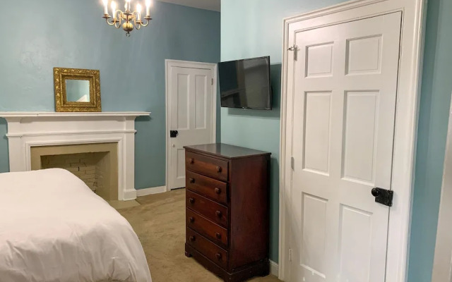 Meadows Inn Bed & Breakfast