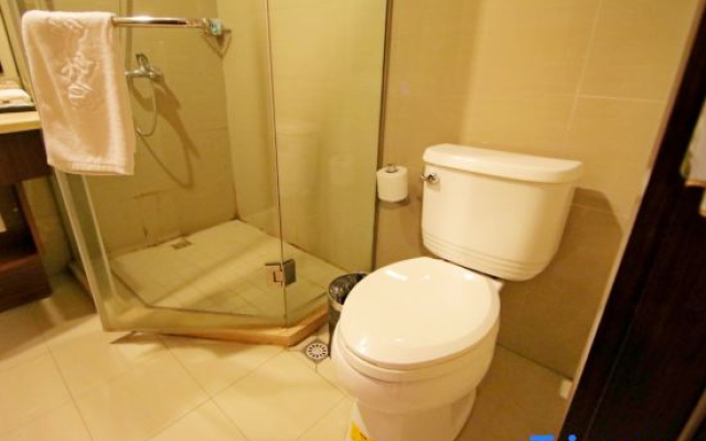 Shanghai Zihuan Business Hotel (Minhang Jiaotong University)
