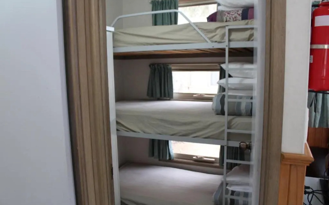 Geelong Holiday Park