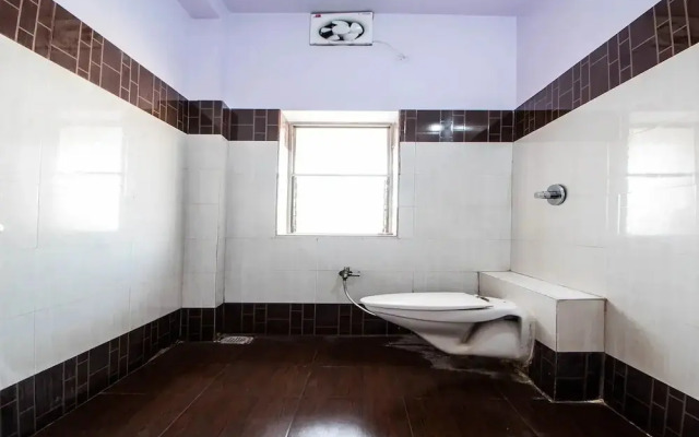 Hotel Double Tree Deluxe by OYO Rooms
