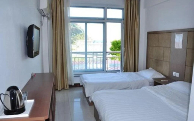 Zhonghua Holiday Inn
