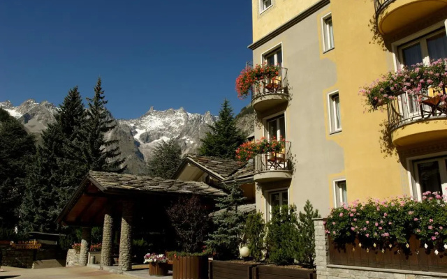 Hotel Bouton d'Or - Courmayeur