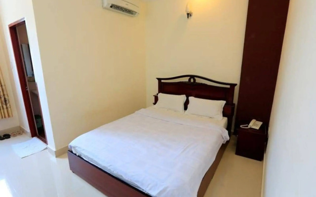 Tuan Viet Hotel