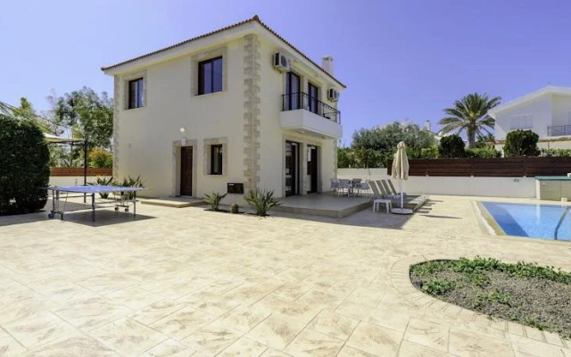 Zouvanis Luxury Villas