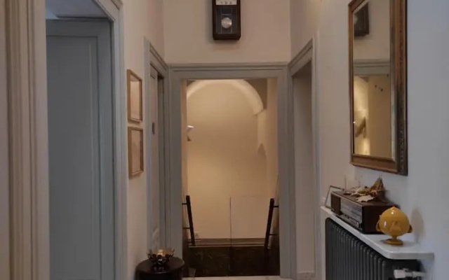 1940 Luxury Accommodations - Diamante Boutique Apartment