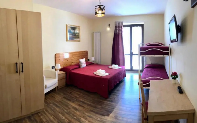 Hotel Piccolo Chalet