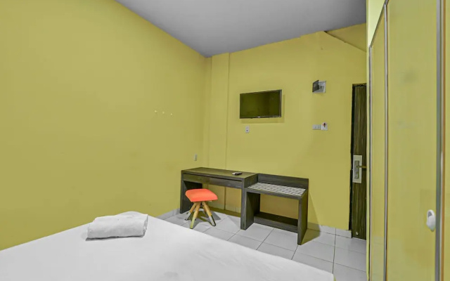 OYO 90259 Apollo Inn
