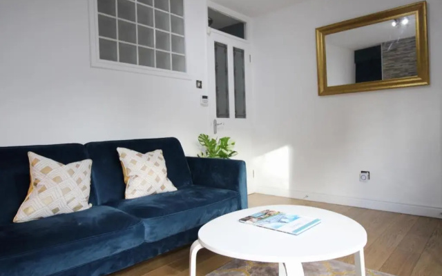 Anjore House - Modern Serviced Apartment in Belfast