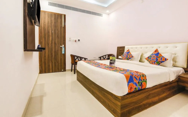 FabHotel Heaven Grand