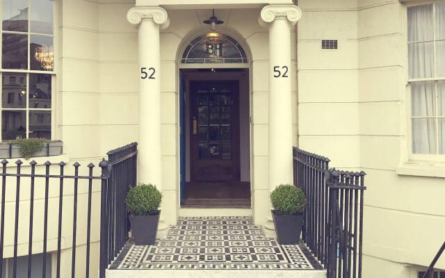 Отель Brighton House вид на фасад