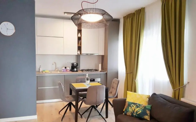 2 Bedrooms - Lovely Central Apartment
