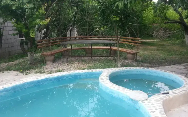 Country House on Nurnus Darani