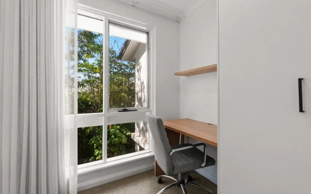Stylish 2-bed Townhouse in Leafy Hyde Park