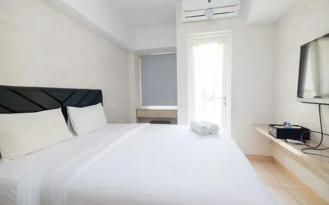 Deluxe Studio Apartment @ Springlake Summarecon