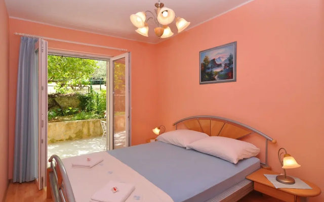 Spacious 100m2 apt W.big Terrace & Great sea View