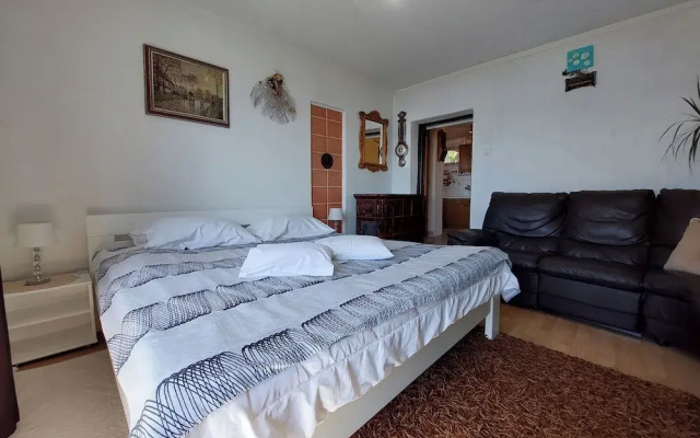 Apartment Klara