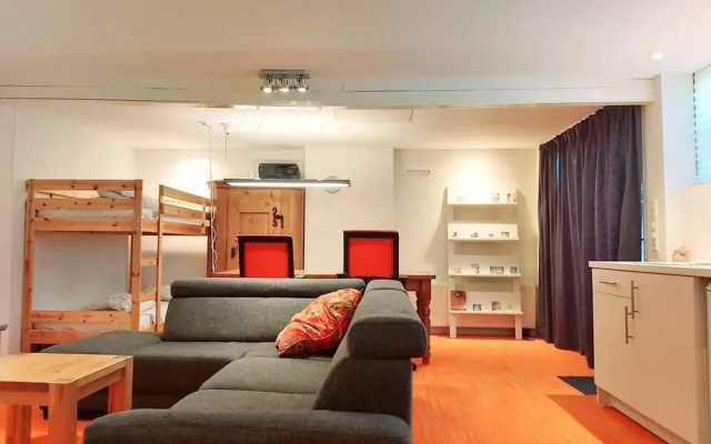 Captivating 2-bed Apartment in Hilversum